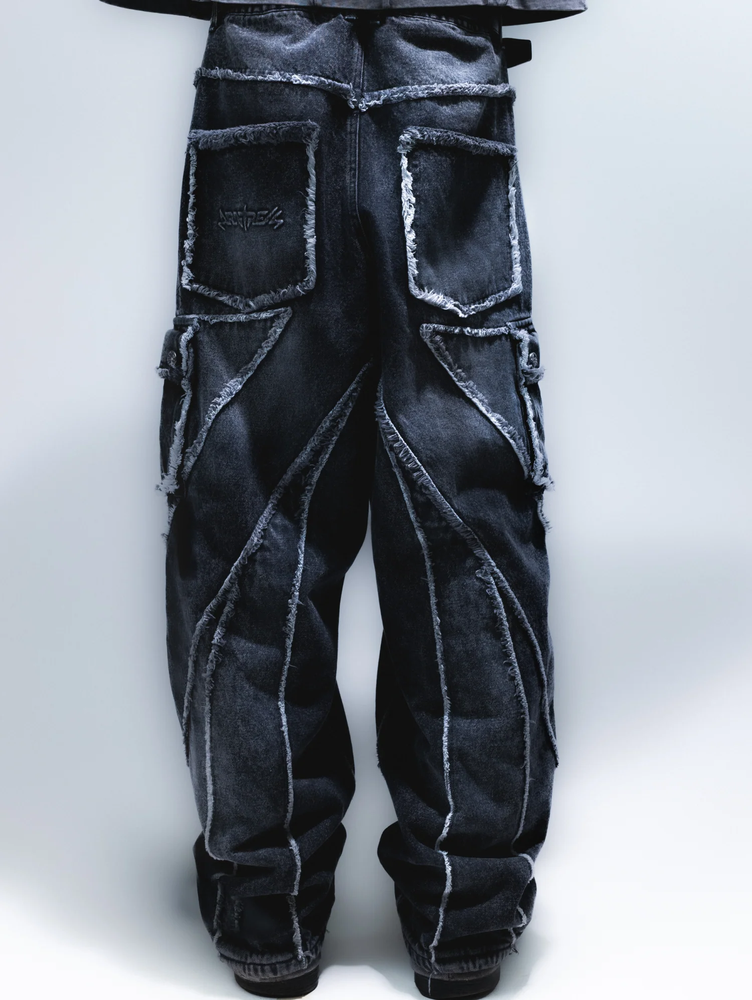 Arnmor Cargo Pant Black - Image 3