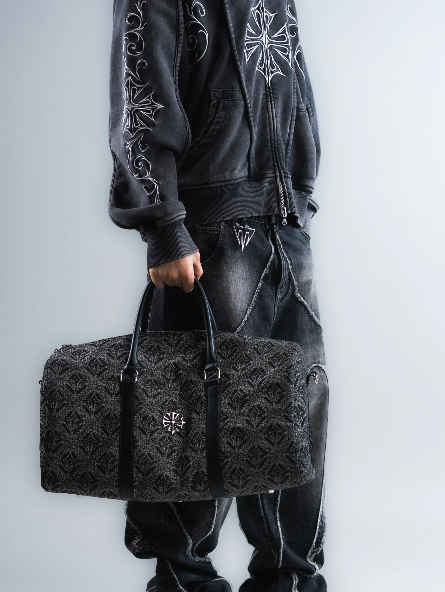 Relic Duffle Bag - Image 10