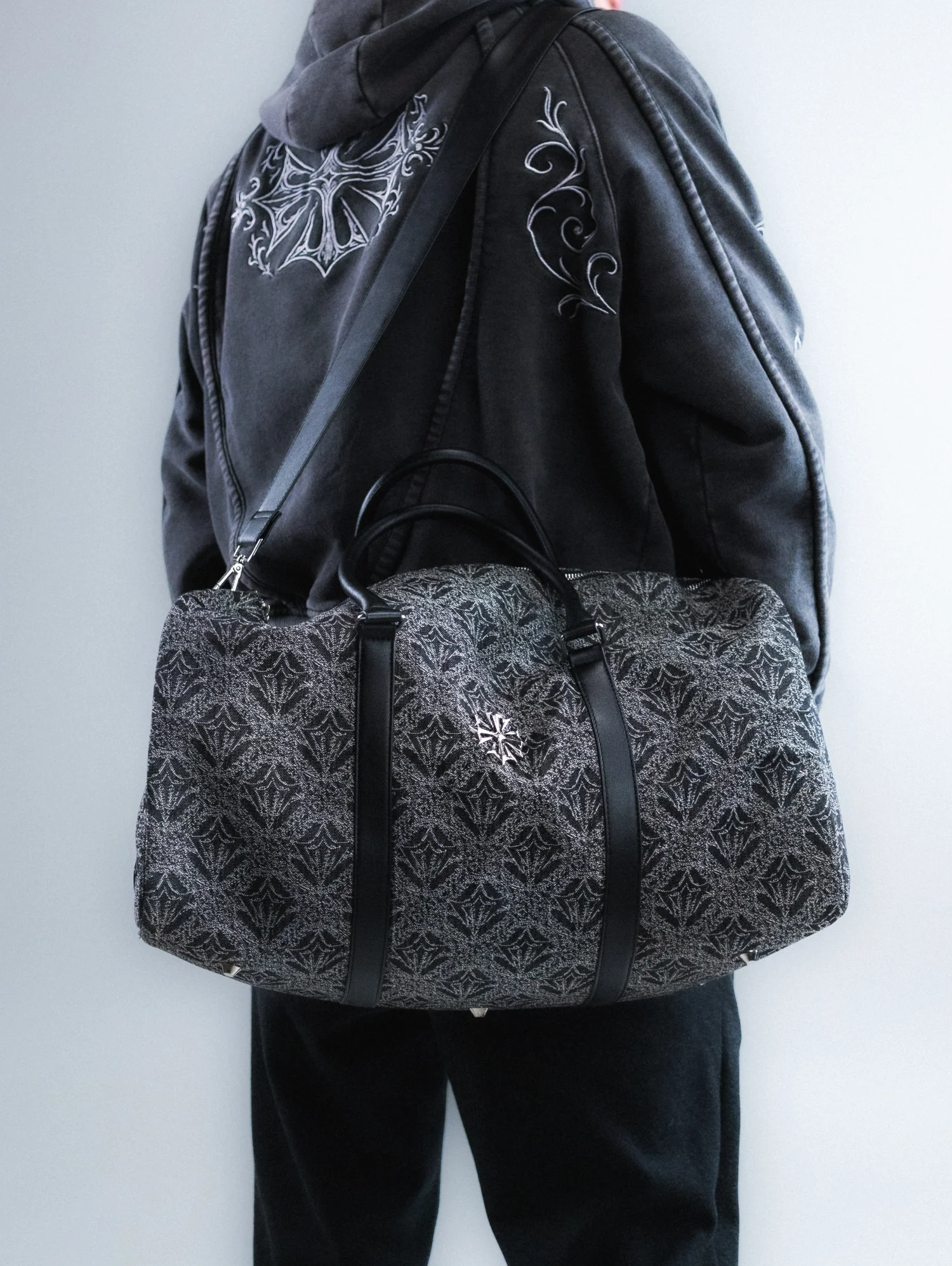 Relic Duffle Bag - Image 4