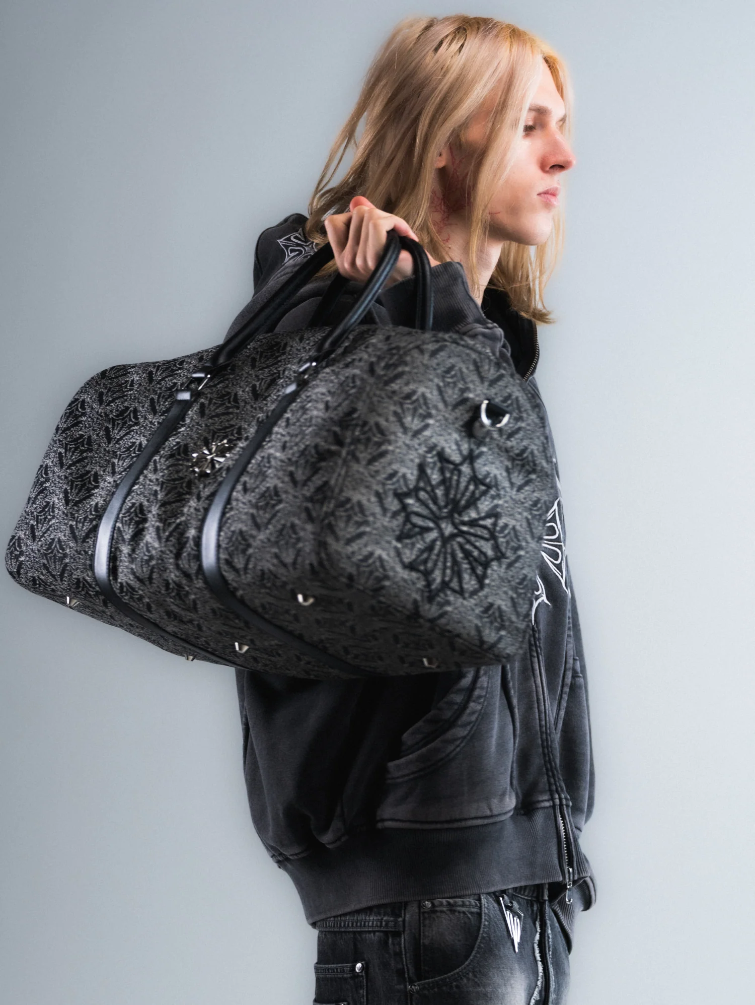 Relic Duffle Bag - Image 9