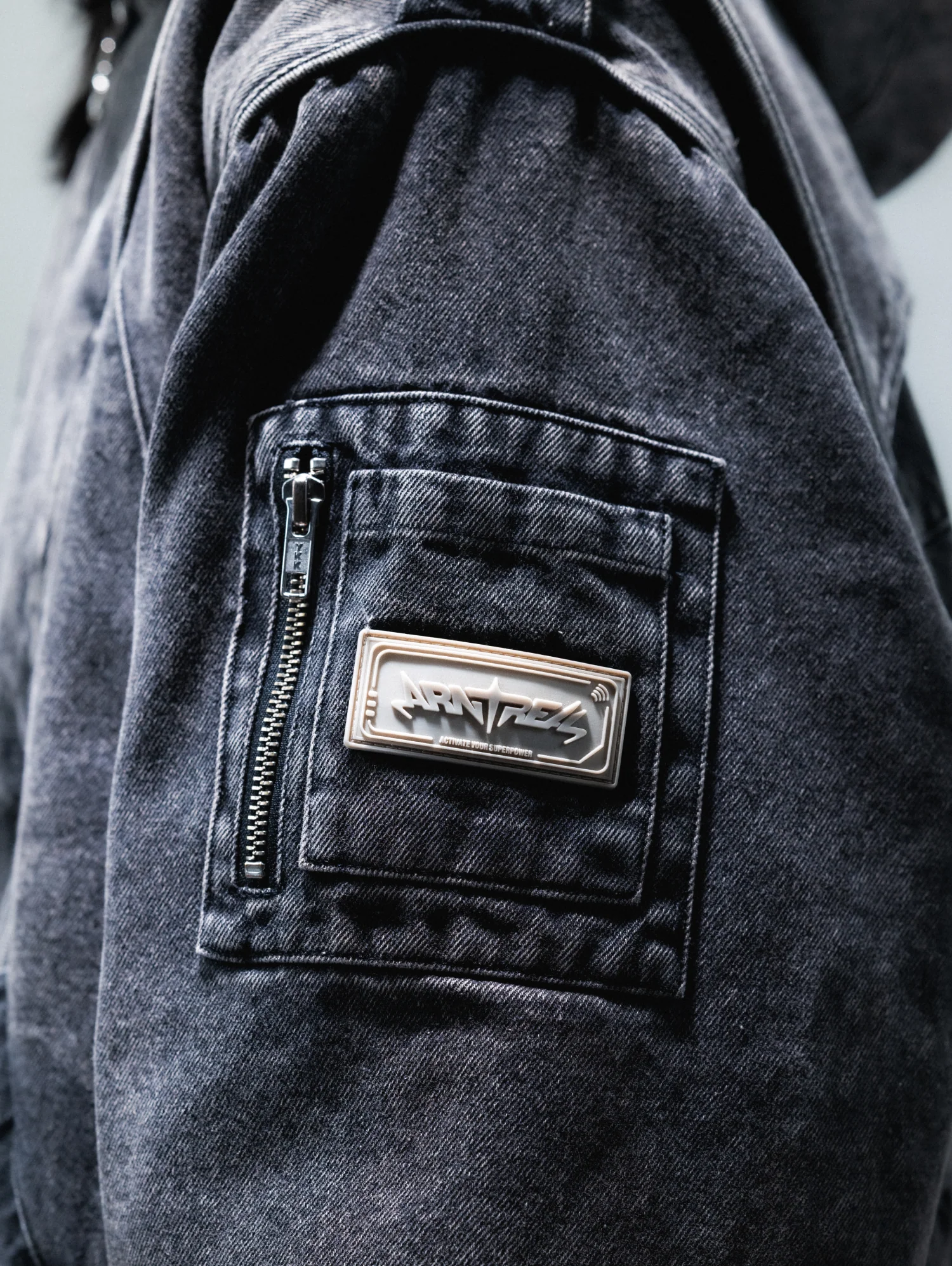 Forged Denim Bomber - PRÉCOMMANDE - Image 10
