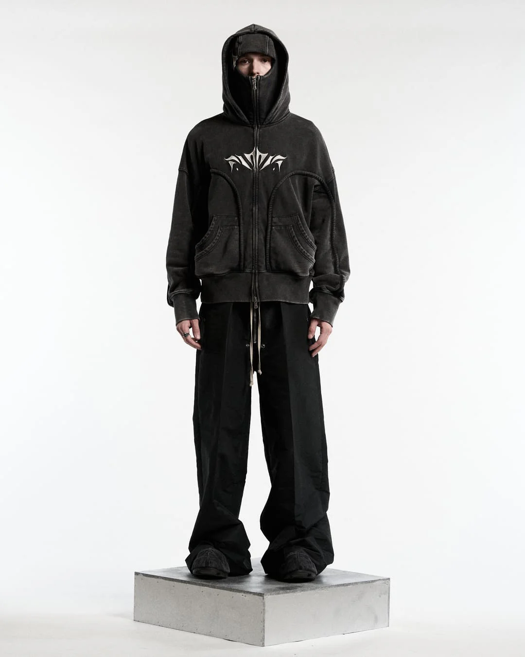 Phantom Hoodie Black - Image 2