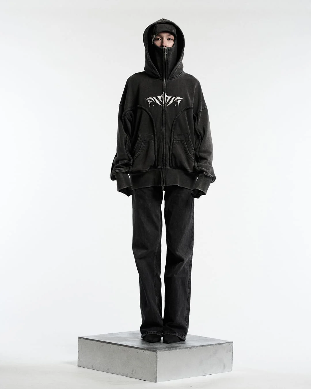 Phantom Hoodie Black - Image 7