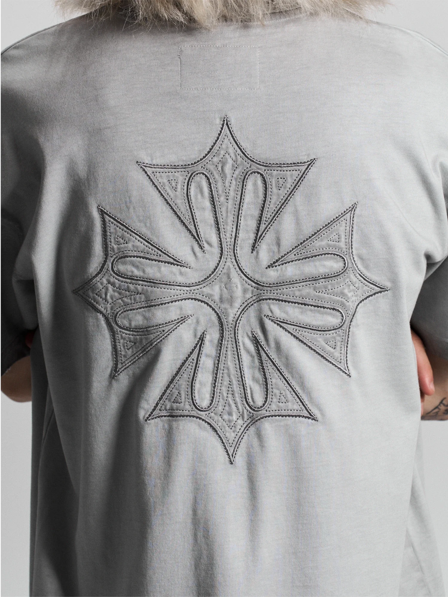 Relic T-shirt - Image 4