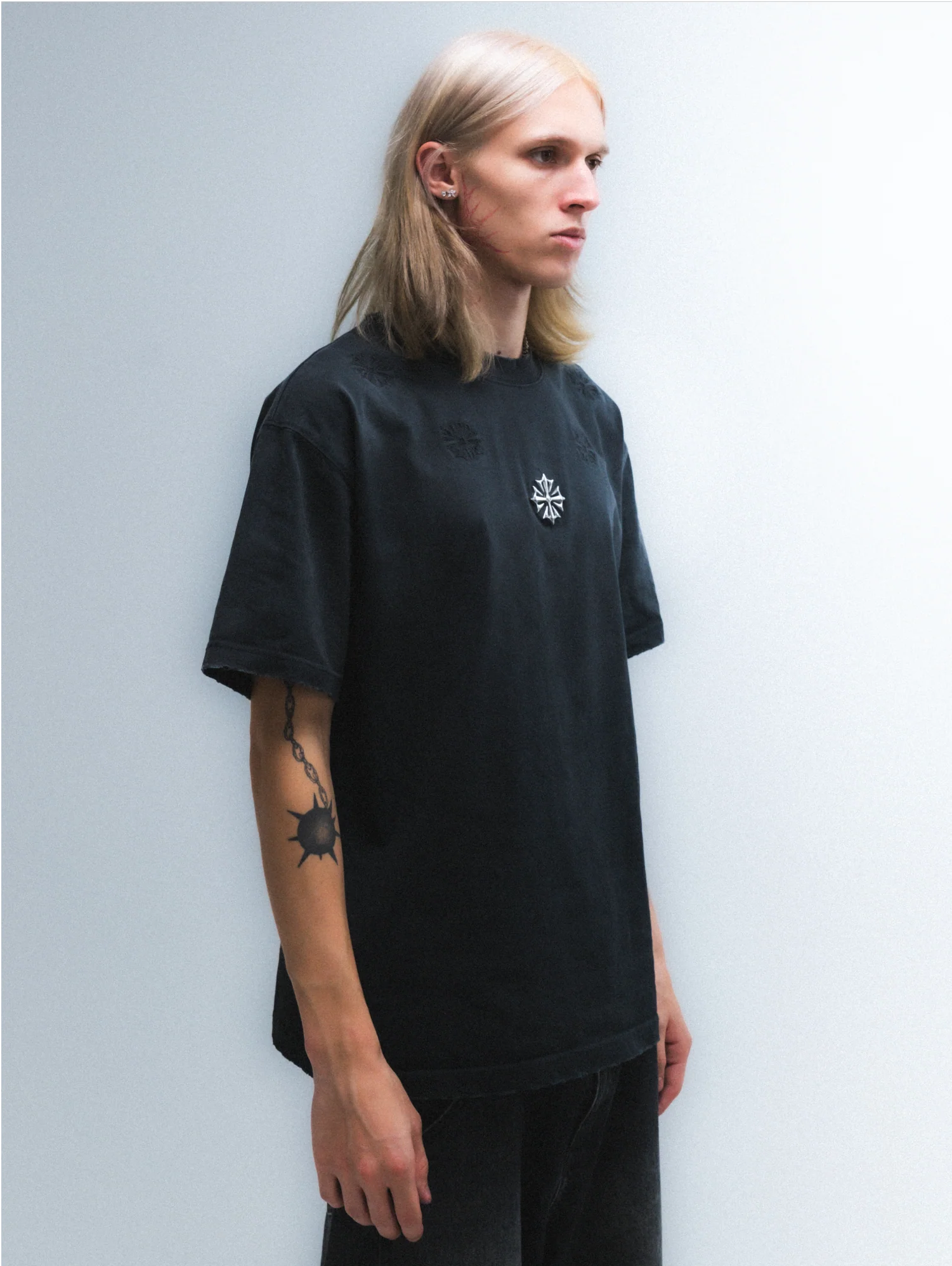 Sacral T-shirt - Image 5