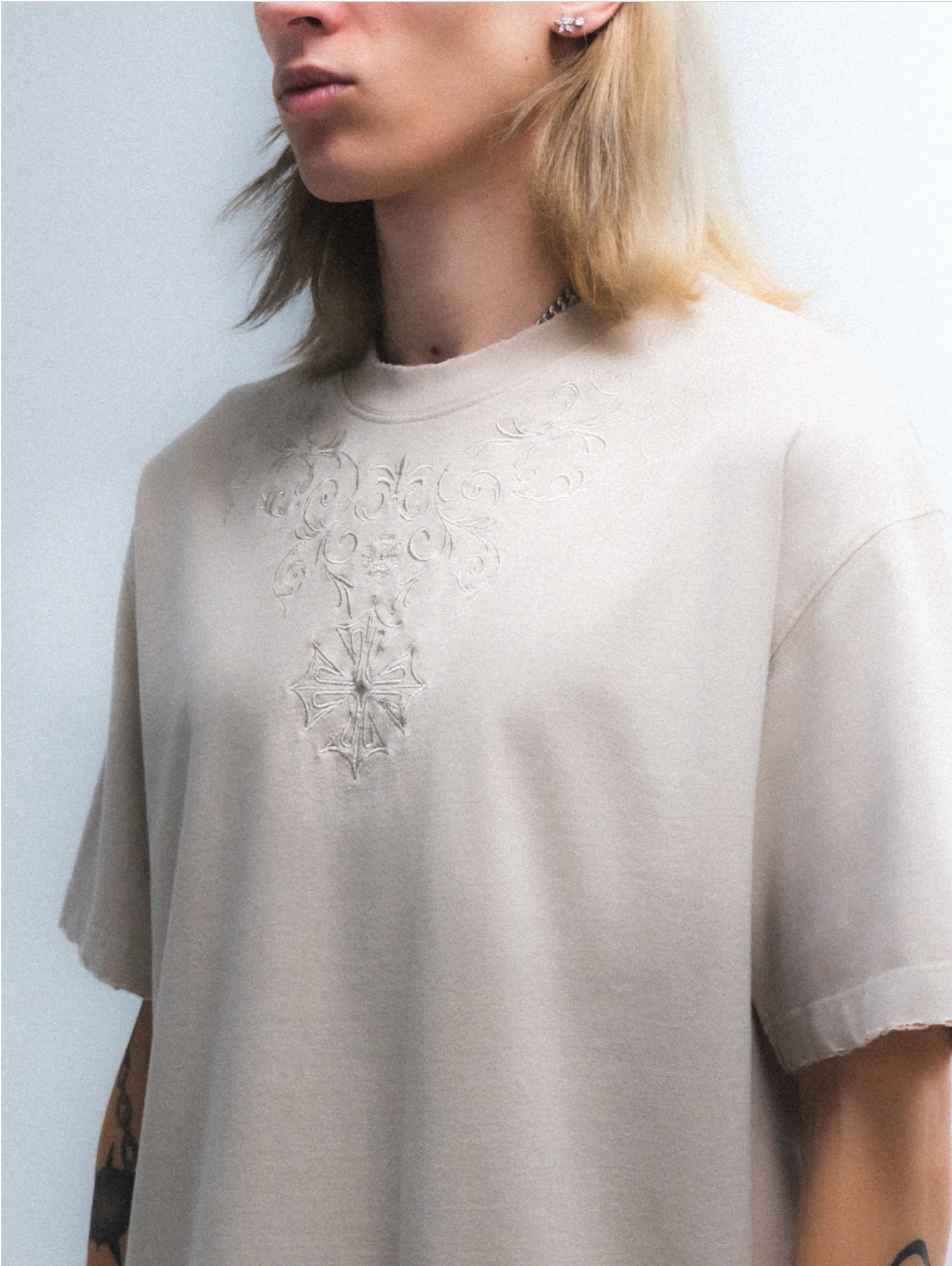 Holy T-shirt - Image 4