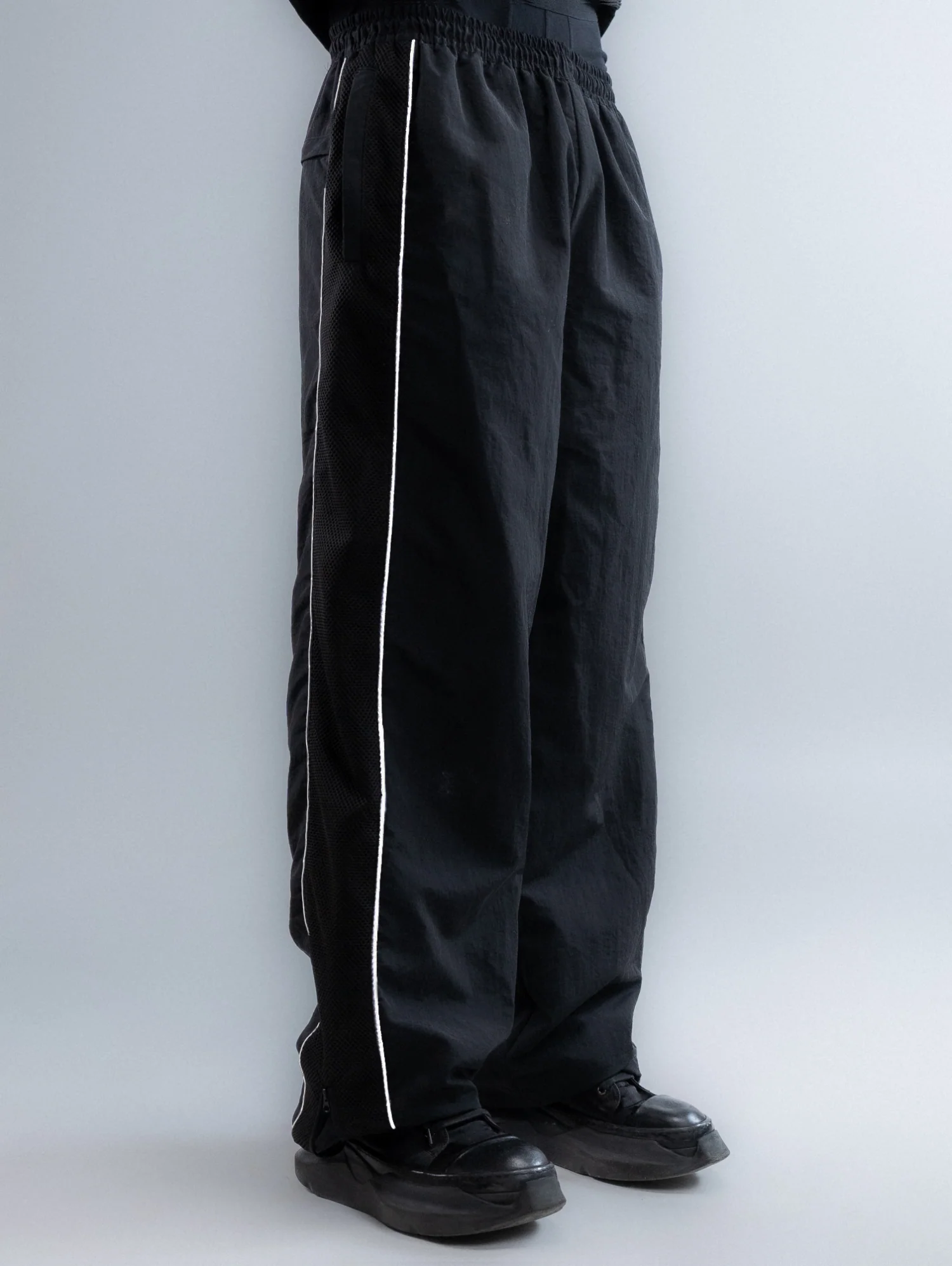 Eclipse Trackpant - Image 4